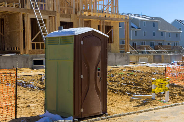 Best Portable restroom trailer rental  in Hernando, MS